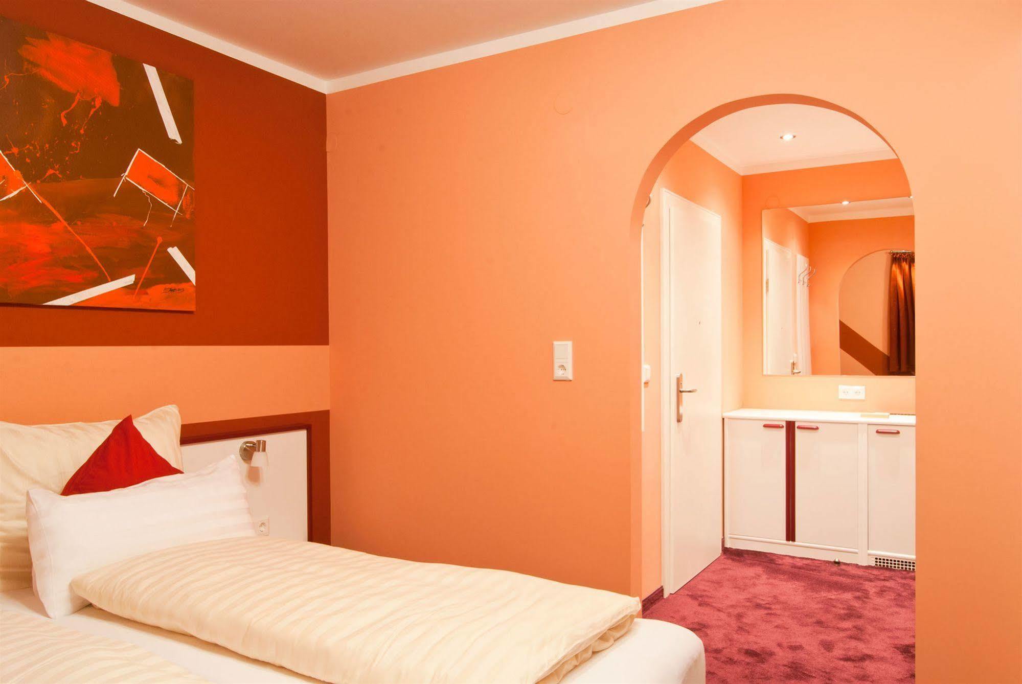 Residenz Hoessinger Hotel 4*